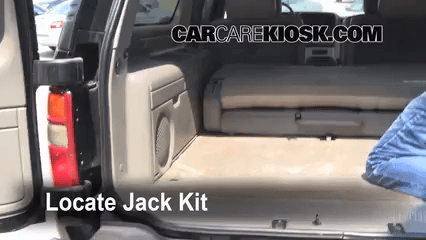 2000-2006 Chevrolet Suburban 1500 Jack Up How To - 2003 Chevrolet